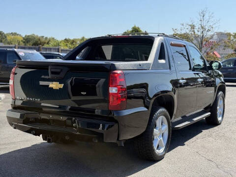 2012 Chevrolet Avalanche LT