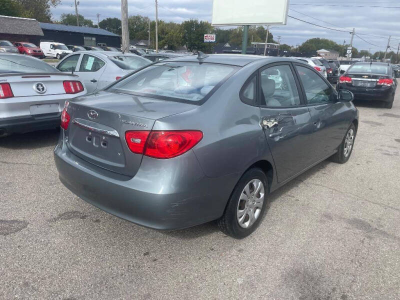 2010 Hyundai Elantra Blue