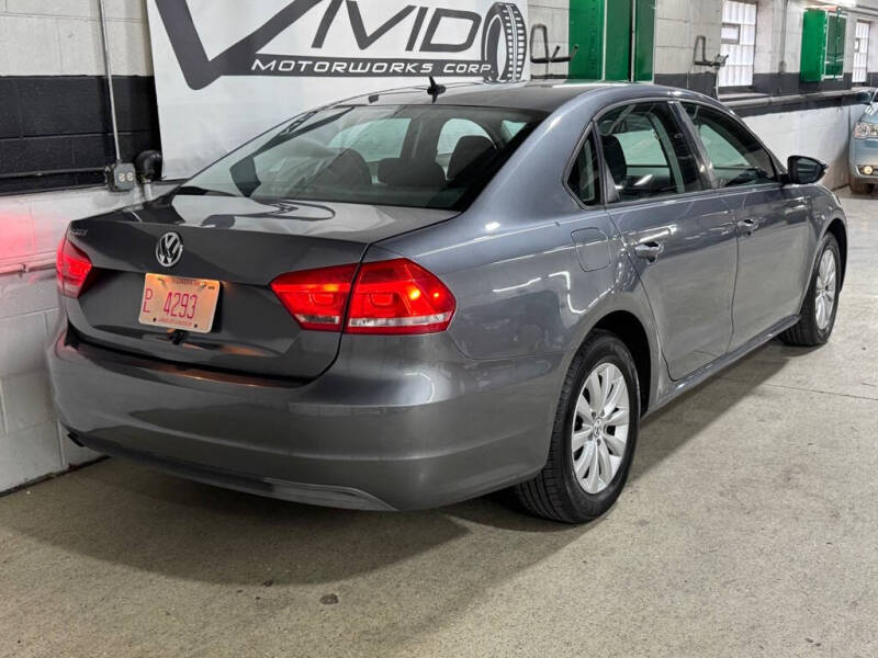 2012 Volkswagen Passat S PZEV