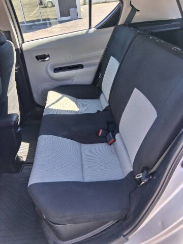 2012 Toyota Prius c Three