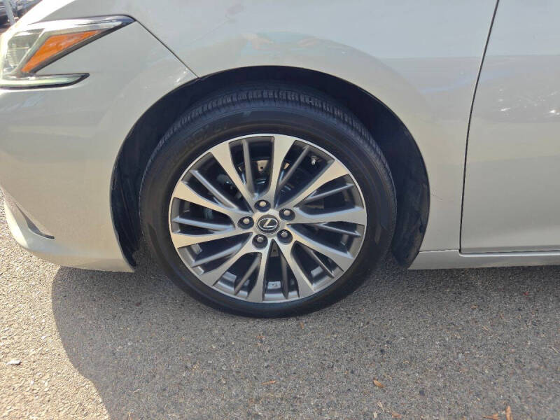 2019 Lexus ES 350