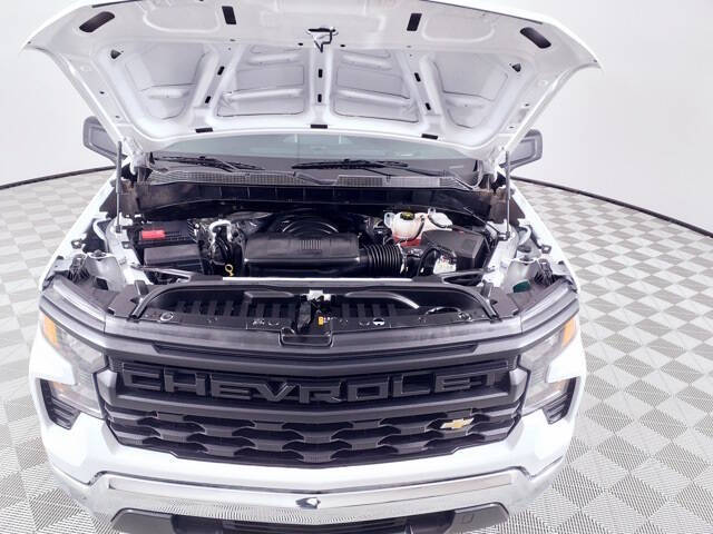 2023 Chevrolet Silverado 1500 Work Truck photo 18