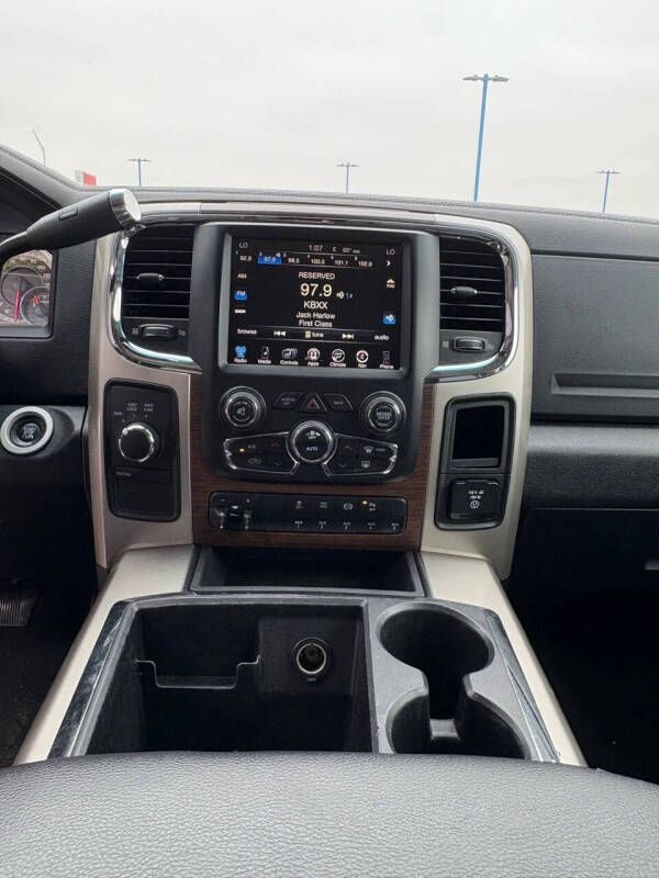 2015 RAM 3500 Laramie