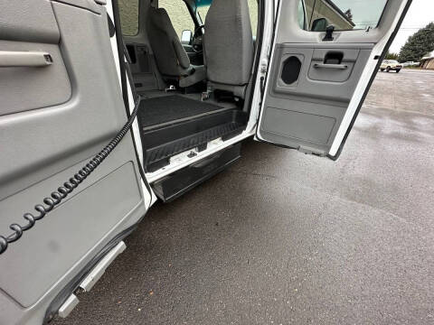 2008 Ford E-Series E-150 XLT