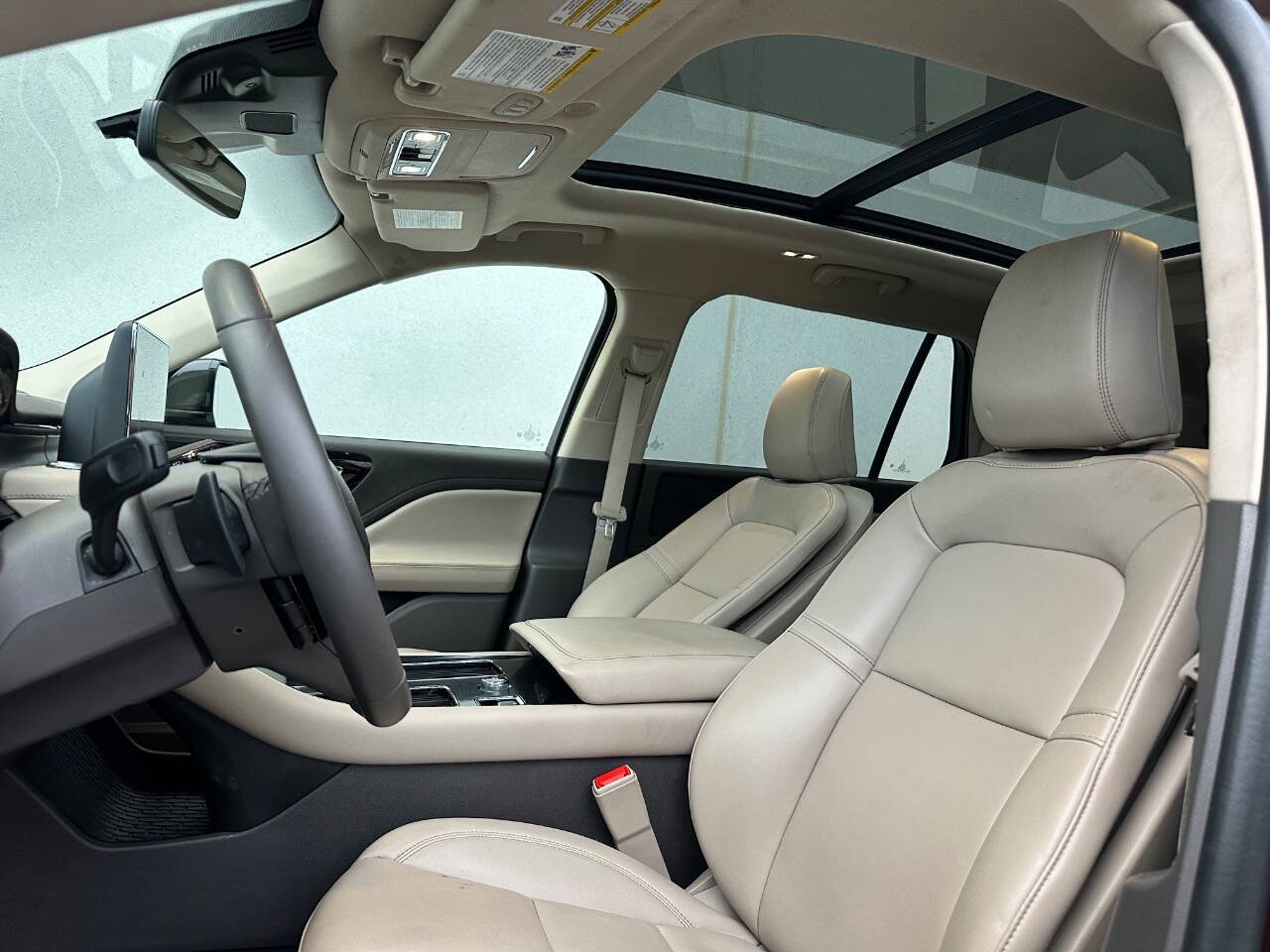 2023 Lincoln Aviator for sale at Phoenix Motor Co in Romulus, MI