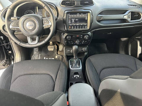 2023 Jeep Renegade Latitude