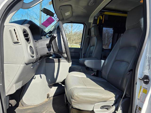 2012 Ford E-Series E-350 SD