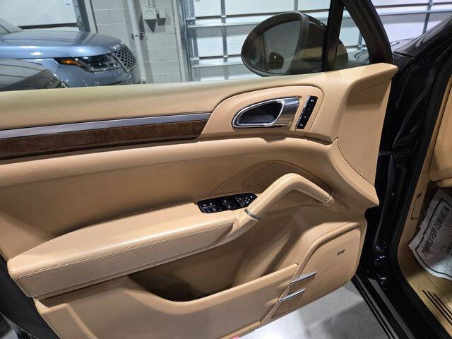 2012 Porsche Cayenne Tiptronic