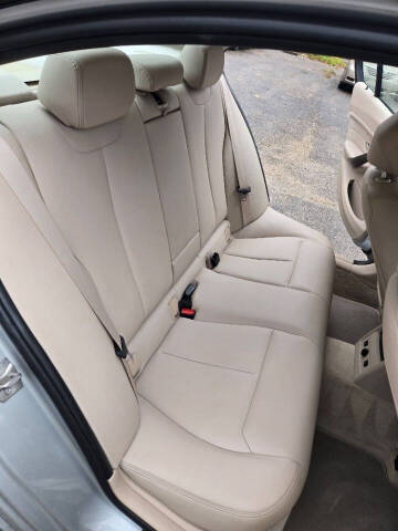 2013 BMW 3 Series 328i xDrive