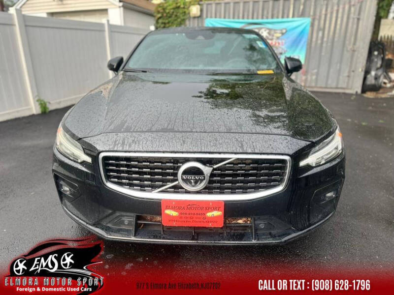 2019 Volvo S60 T6 R-Design