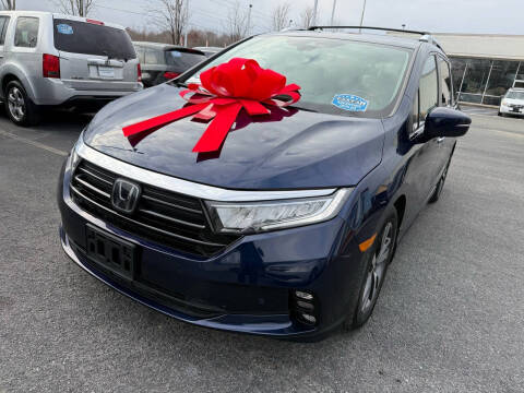 2022 Honda Odyssey for sale at Charlotte Auto Group, Inc in Monroe NC