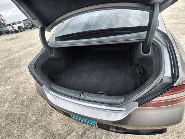 2023 Genesis G70