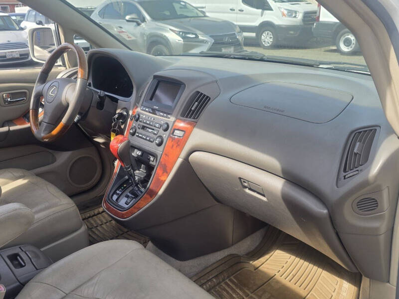 2003 Lexus RX 300