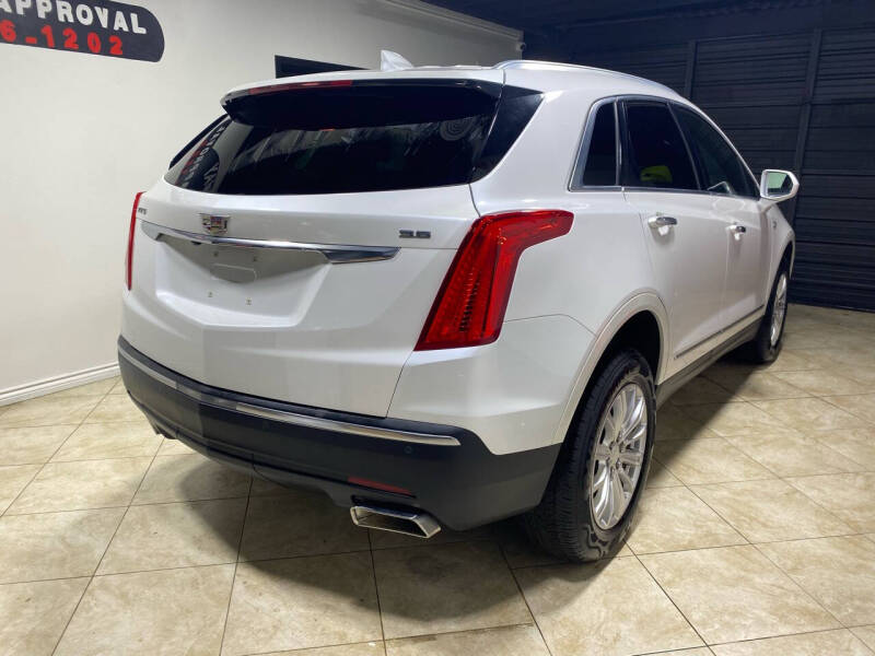 2017 Cadillac XT5