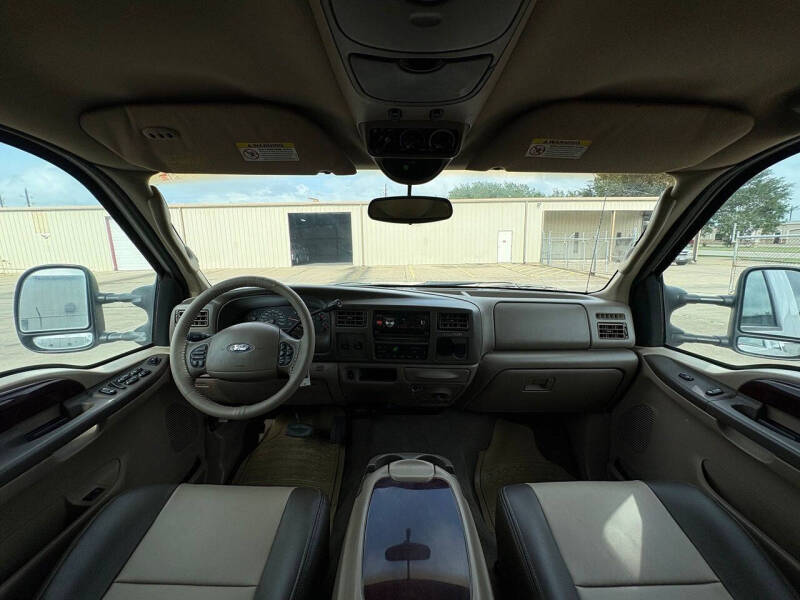 2004 Ford Excursion Eddie Bauer