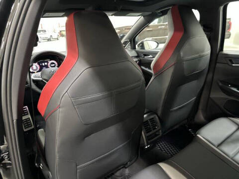 2025 Volkswagen Golf GTI SE