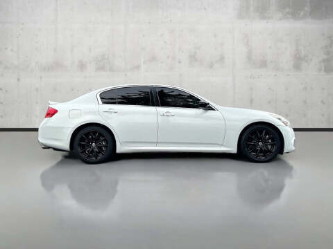 2011 Infiniti G37 Sedan Journey