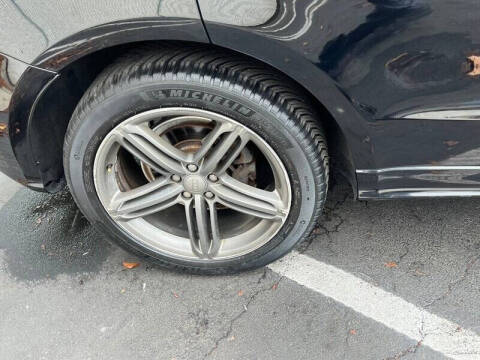 2012 Audi Q5 3.2 quattro Premium Plus