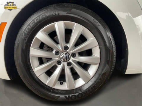 2019 Volkswagen Beetle Convertible 2.0T S