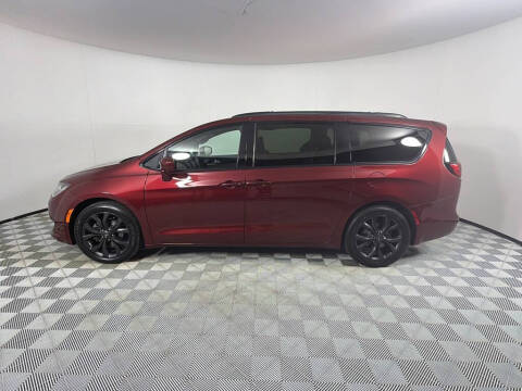 2019 Chrysler Pacifica Touring L Plus