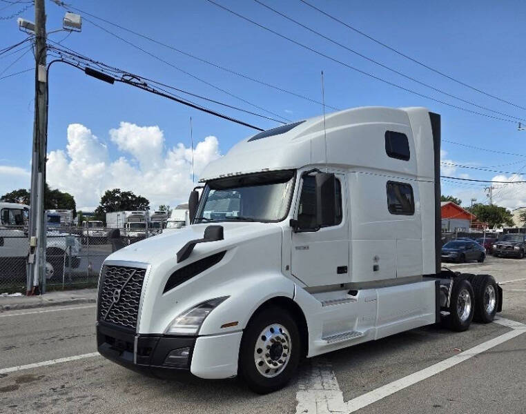 2022 Volvo VN's photo