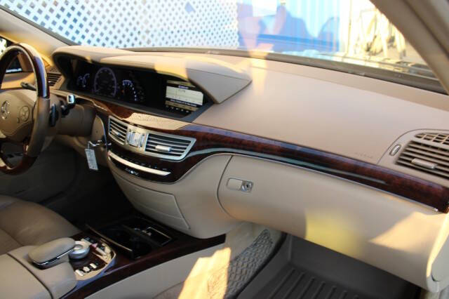 2013 Mercedes-Benz S-Class S 550 4MATIC