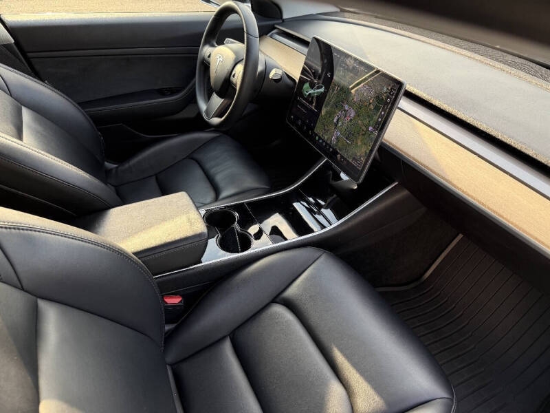 2020 Tesla Model 3 Standard Range Plus