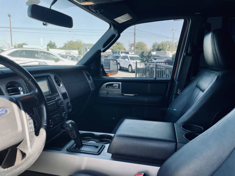 2017 Ford Expedition EL XLT