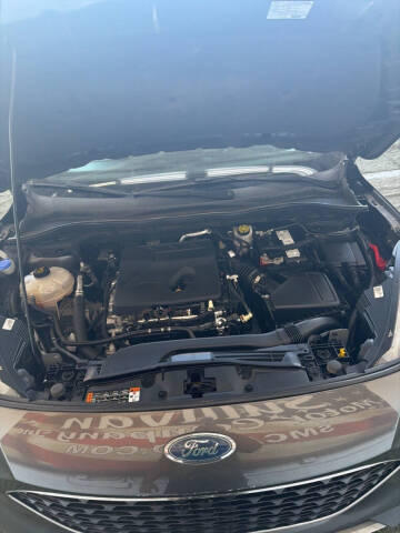 2020 Ford Escape SEL