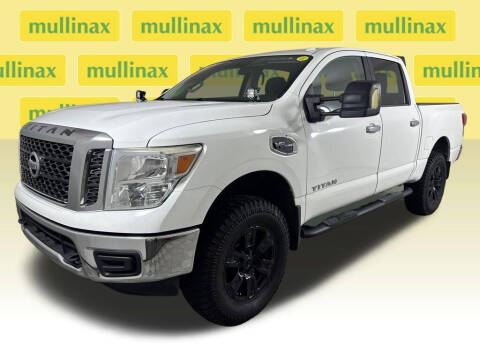 2017 Nissan Titan SV