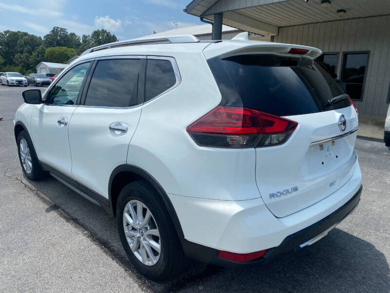 2018 Nissan Rogue SV