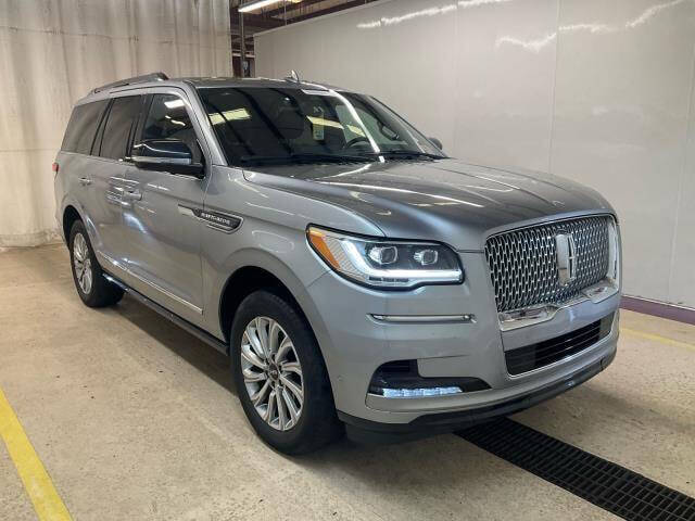 2023 Lincoln Navigator Standard