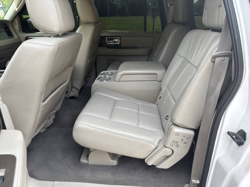 2013 Lincoln Navigator L