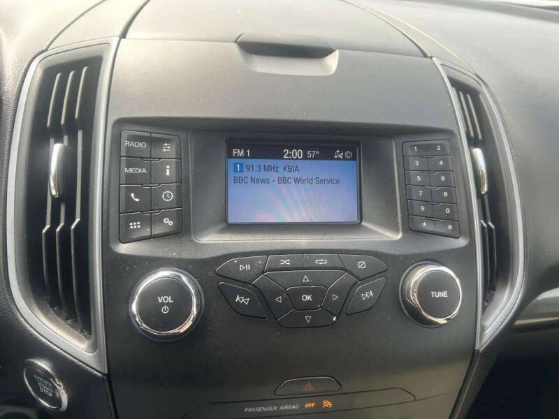 2019 Ford Edge SE