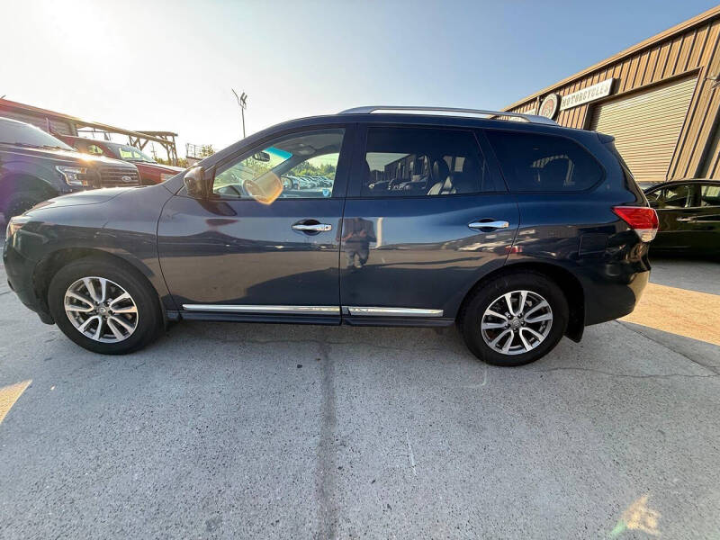 2014 Nissan Pathfinder SL