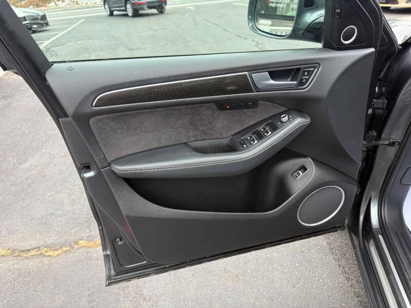 2016 Audi SQ5 3.0T quattro Premium Plus