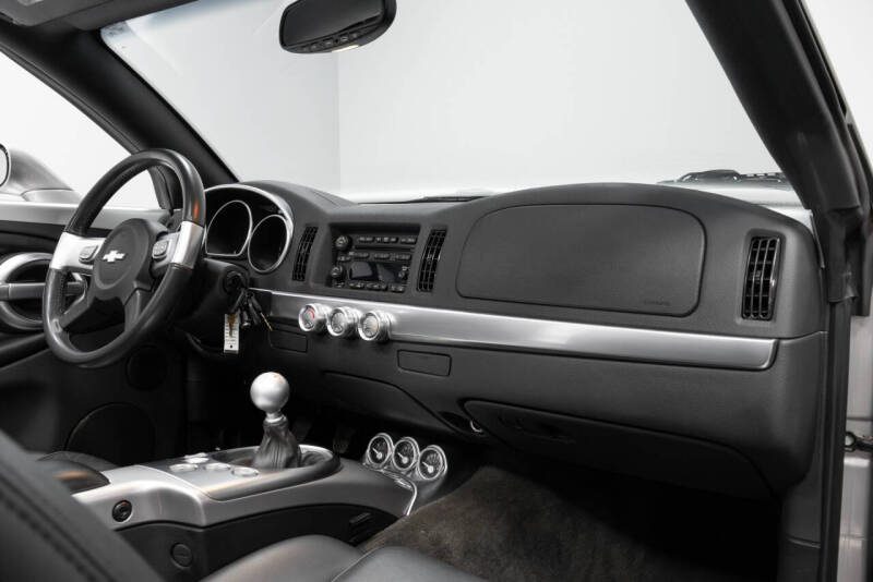 2005 Chevrolet SSR LS