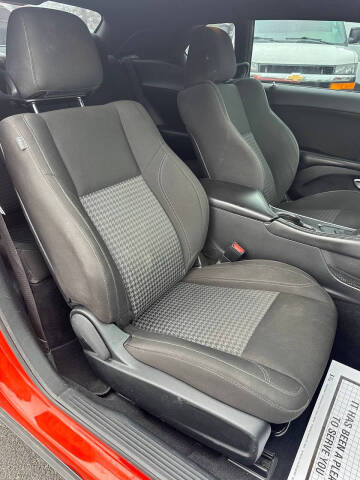 2019 Dodge Challenger SXT