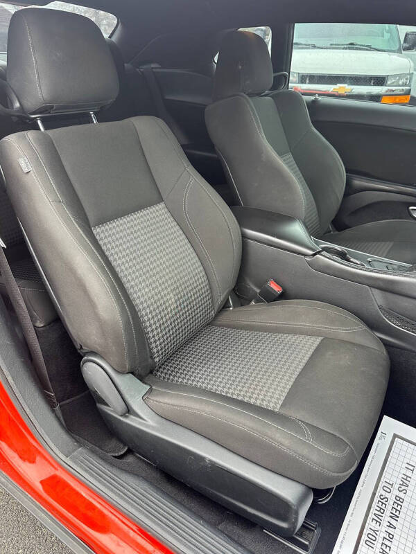 2019 Dodge Challenger SXT
