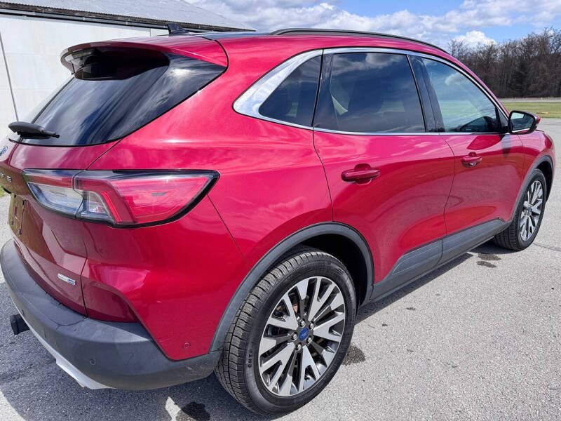 2020 Ford Escape Titanium