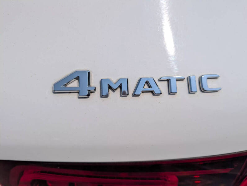 2021 Mercedes-Benz GLC GLC 300 4MATIC