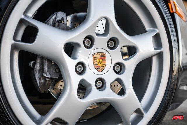 2005 Porsche 911 Carrera