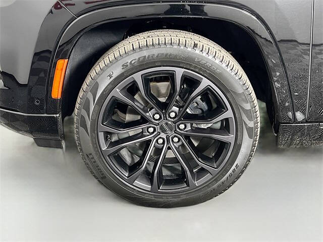 2024 Jeep Grand Wagoneer Obsidian