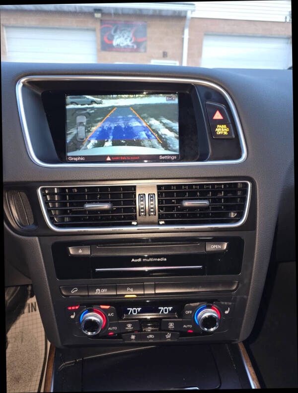 2017 Audi Q5 2.0T quattro Premium Plus