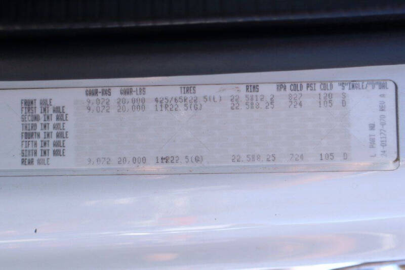 2013 Freightliner M2 112