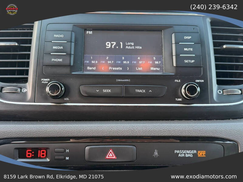 2018 Kia Sedona L