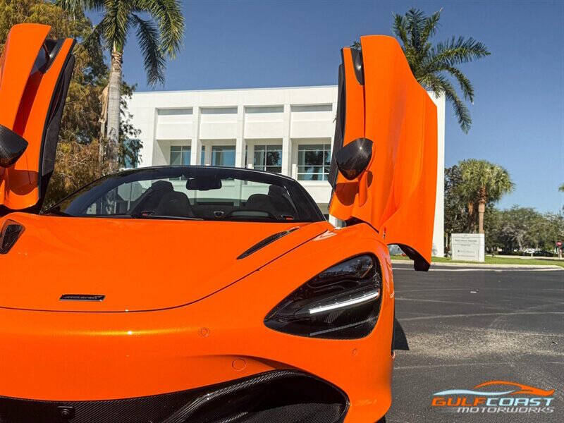 2022 McLaren 720S Spider