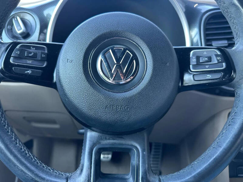 2013 Volkswagen Beetle Convertible