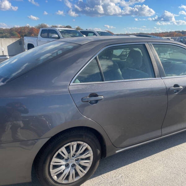 2014 Toyota Camry LE