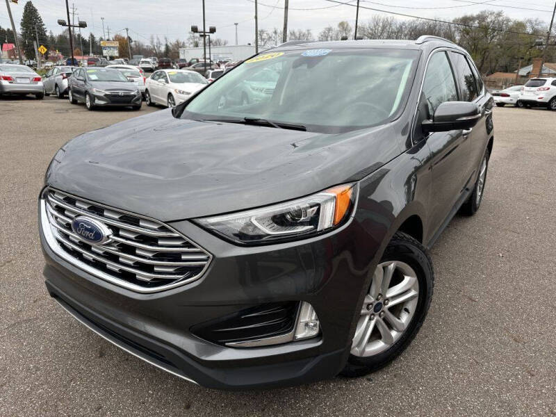 2020 Ford Edge SEL photo 2